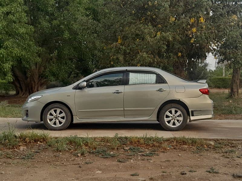 Toyota Corolla GLI 2011 4