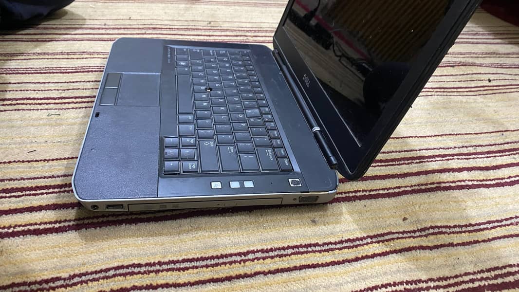 Dell 3rd gen corei5 laptop 4