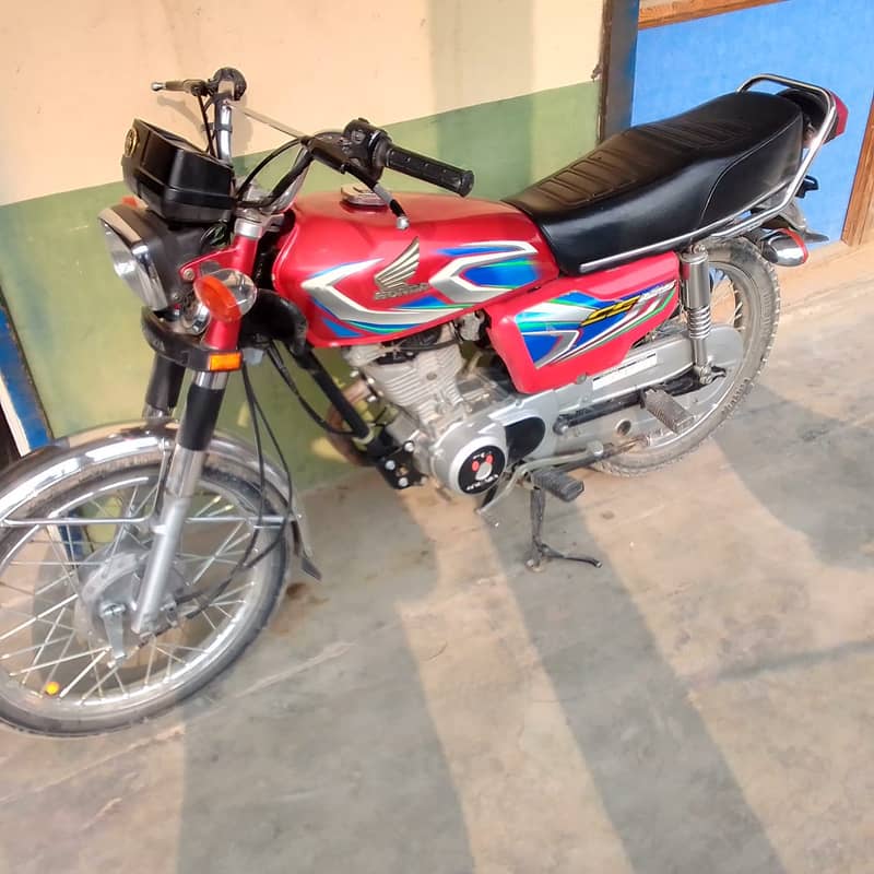 Honda CG 125 2022 best condition 6