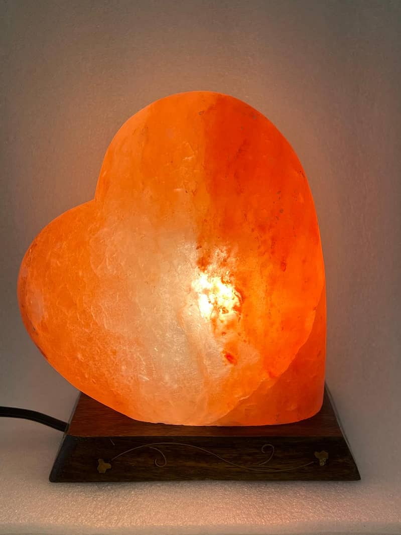 Himalayan pink salt lamp- Heart shape 2