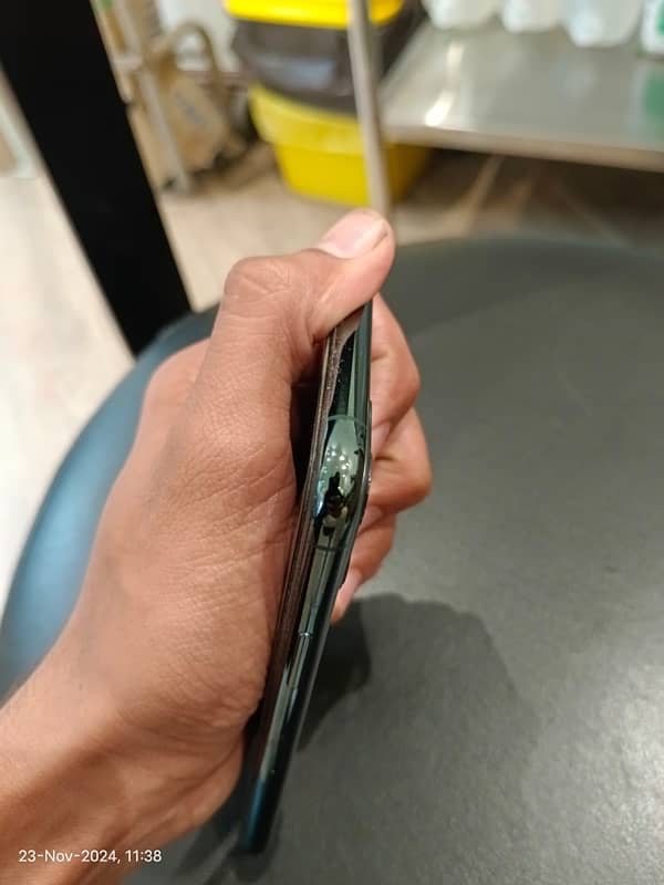 iPhone 11 Pro 64gb non pta waterpack exchange uper modl cash dedu ga 3