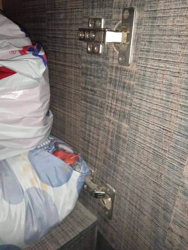 Cupboard New Condition 2 month use 6