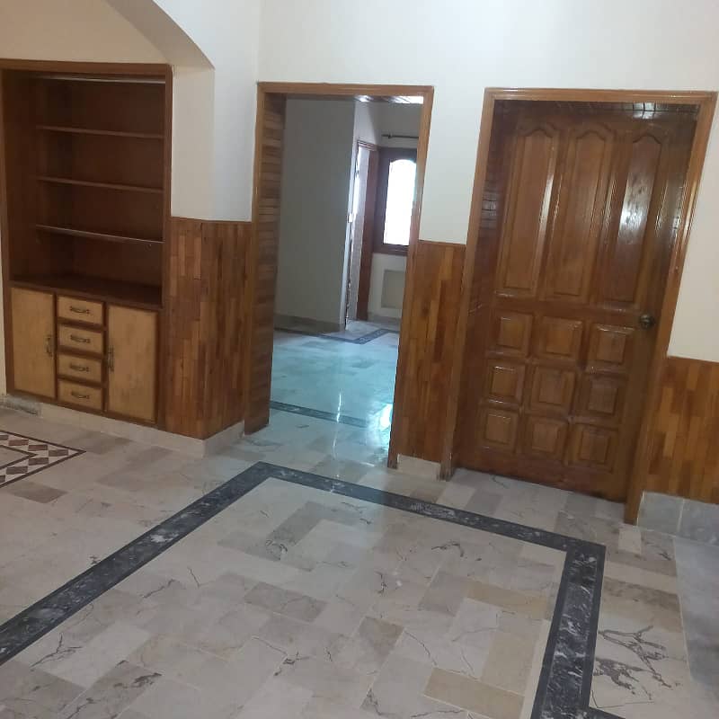 House For Rent Double Story (Single Unit) G-11 Size, 30x60 4 Bed, 4 Bath, 2 Drawing,2 TV Lounge,1 kitchen, Store. Marble flooring, 50 feet Road, Sun Face Electric & Gas meters installed. For more details call me only 03335043954 03005043954 2