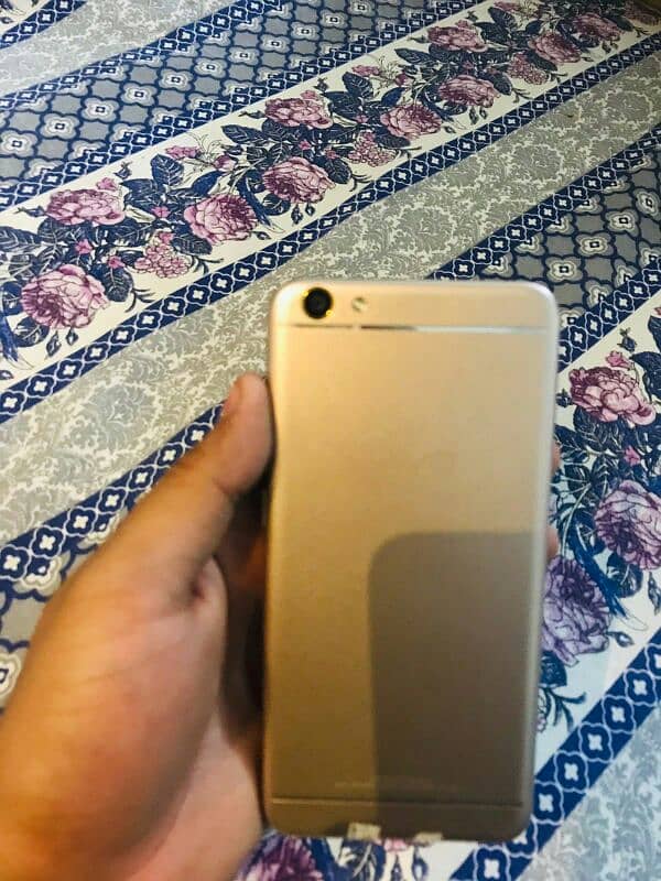 vivo y66 bilkul saf hai pta approved hai 1