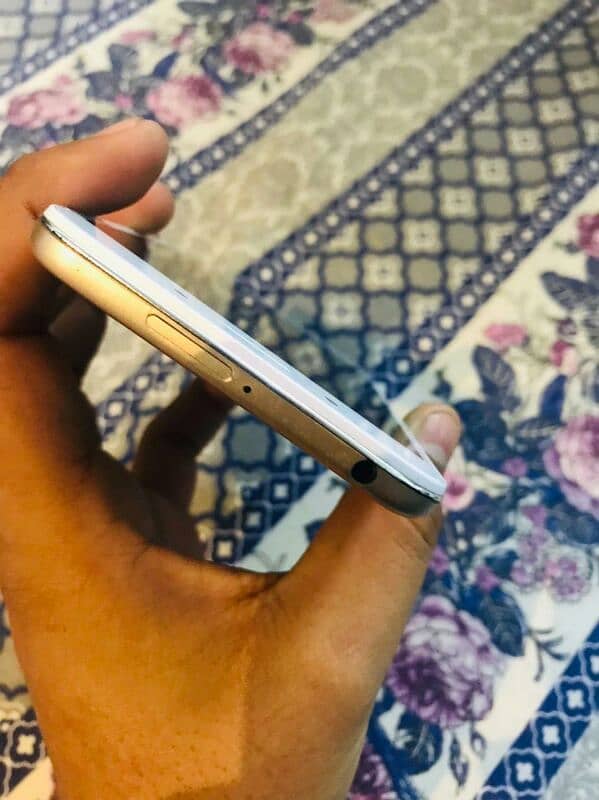 vivo y66 bilkul saf hai pta approved hai 3