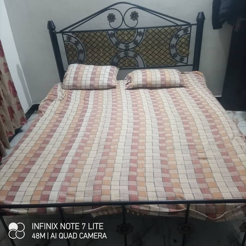 Iron bed with 2 chairs and 3 seater 4