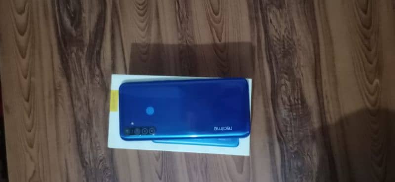 Realme 5 4/64 GB Exchange posibale 6