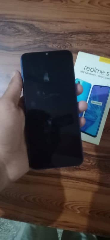 Realme 5 4/64 GB Exchange posibale 7