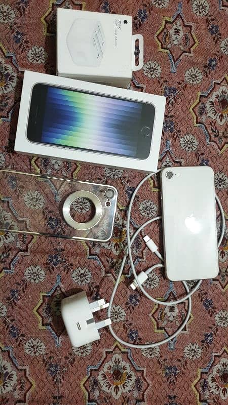 IPHONE SE 3 2022.128 GB OFFICIAL PTA 3