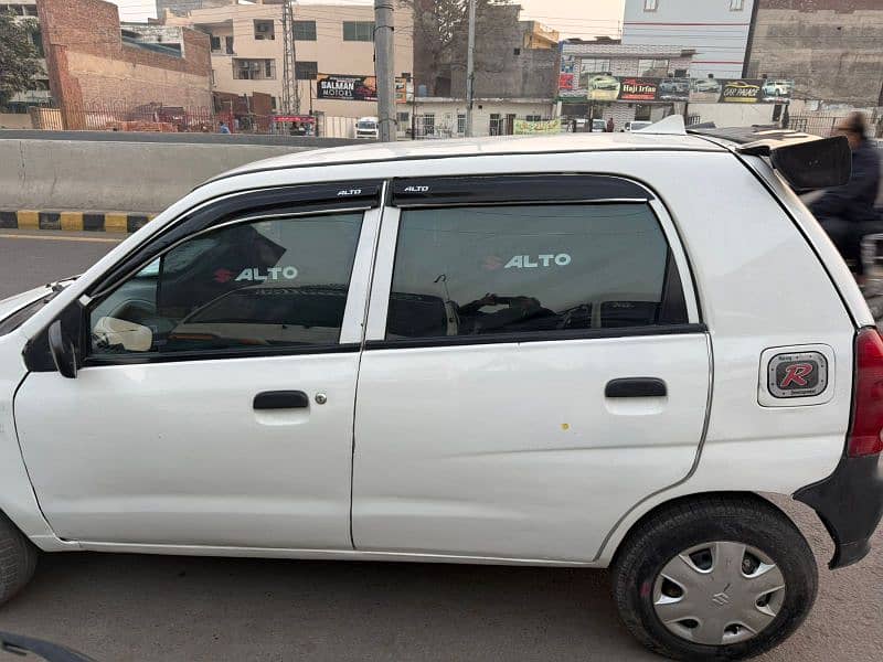 Suzuki Alto 2010 model 3