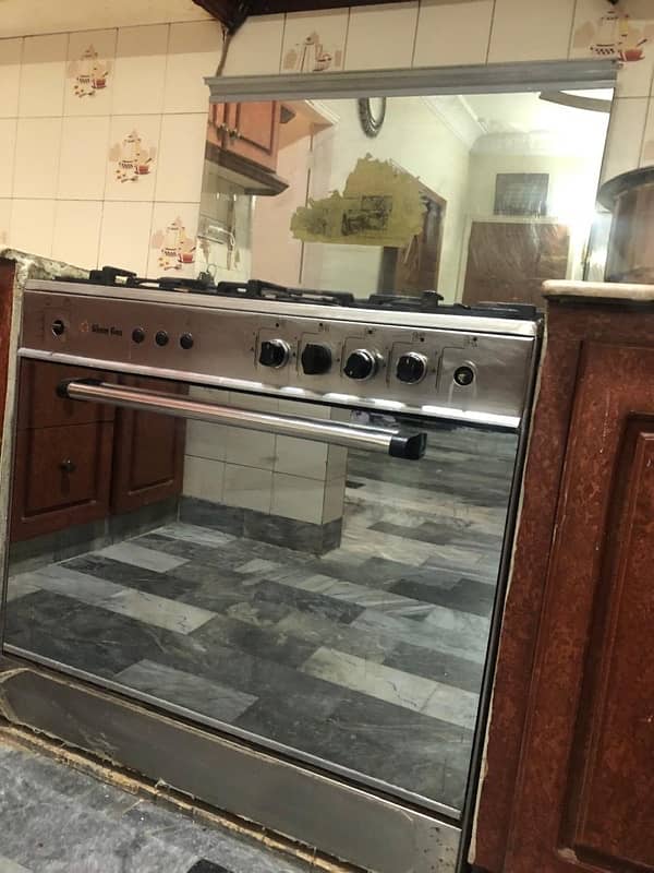 Cooking range + divider + dressing table 0