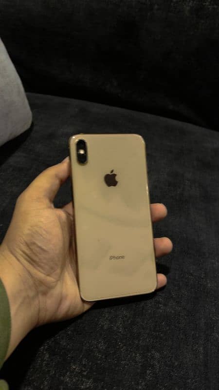 Apple IPhone XS Max 64Gb Pta Approved With Box Golden Color 0