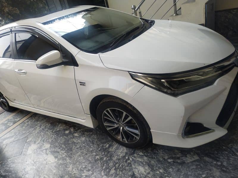 Toyota Altis Grande 2019 5