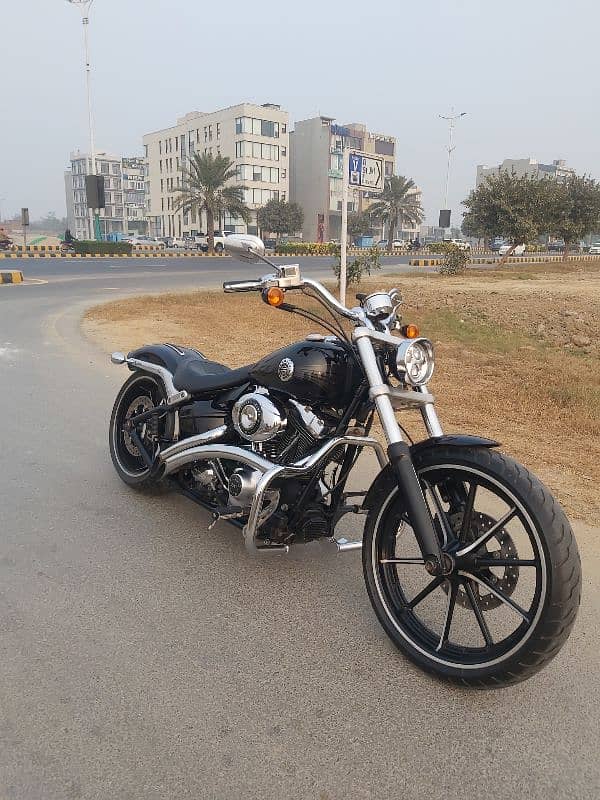 Harley Davidson Breakout 2013 0