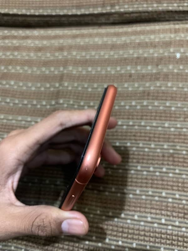 iPhone XR 64 gb 10by10 condition waterproof 88 battery healt 4