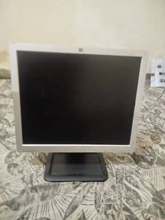 hp Compaq model LE1711