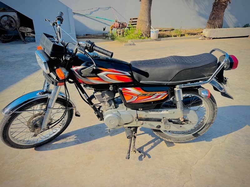 urgent sale honda 125 1