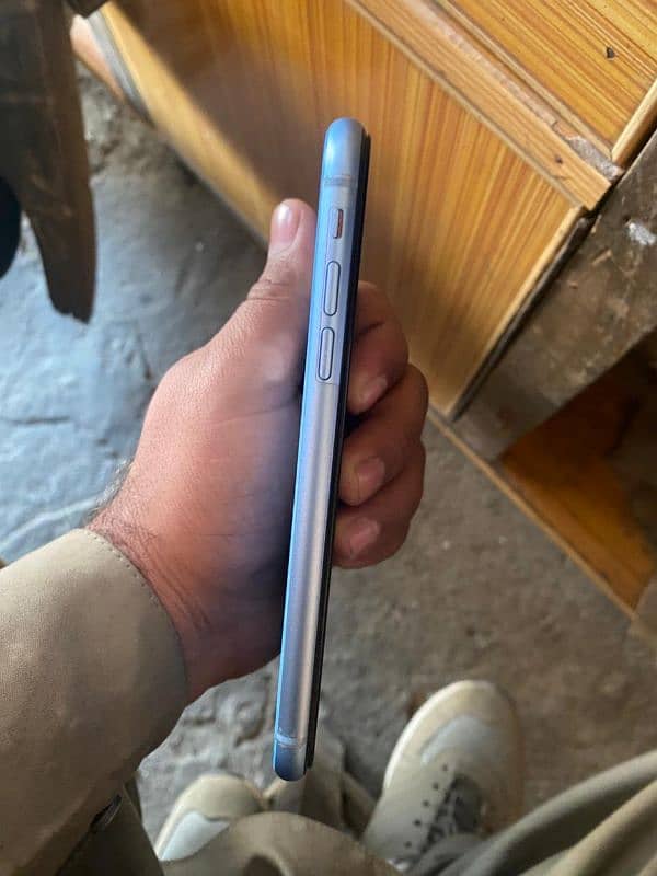 iphone xr non pta e sim working 1