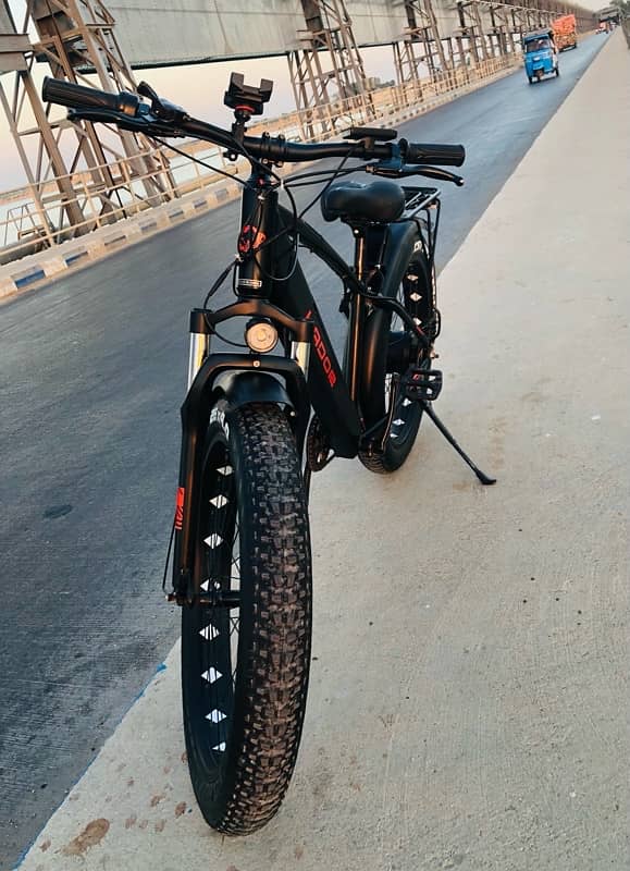 Hodor electric bicycle fresh condition contact num 0318/025/7801 3