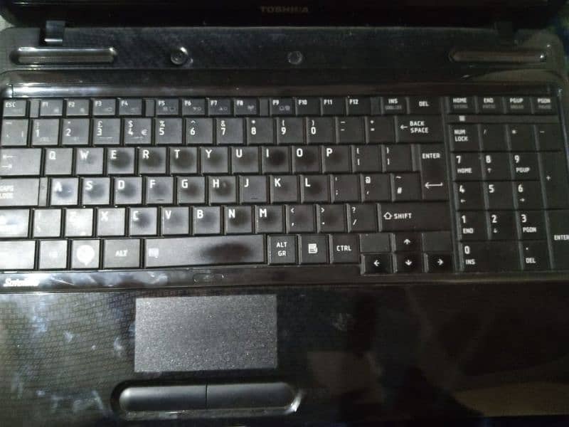 TOSHIBA LAPTOP I5 0