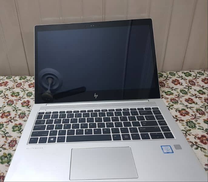 hp core i7 vpro - 7th gen -- elitebook 1040 G4 1