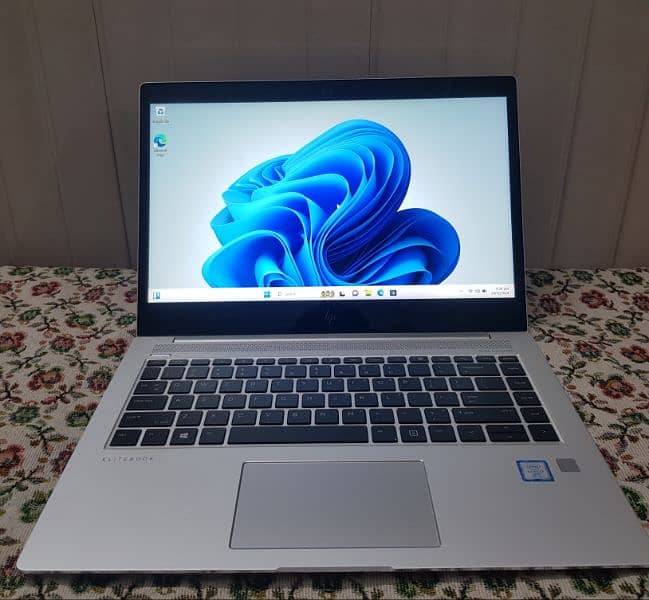 hp core i7 vpro - 7th gen -- elitebook 1040 G4 2