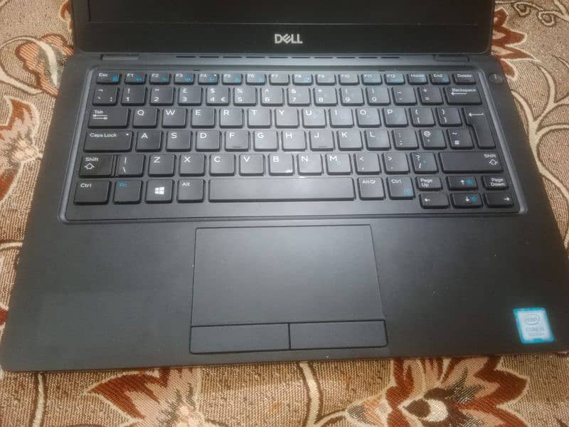 Dell Latitude Laptop 5290 1