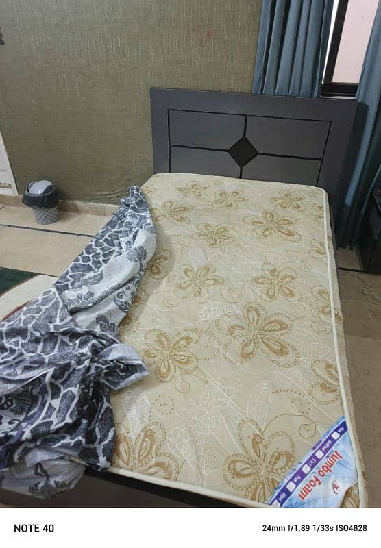 selling wooden single bed with mattress 5