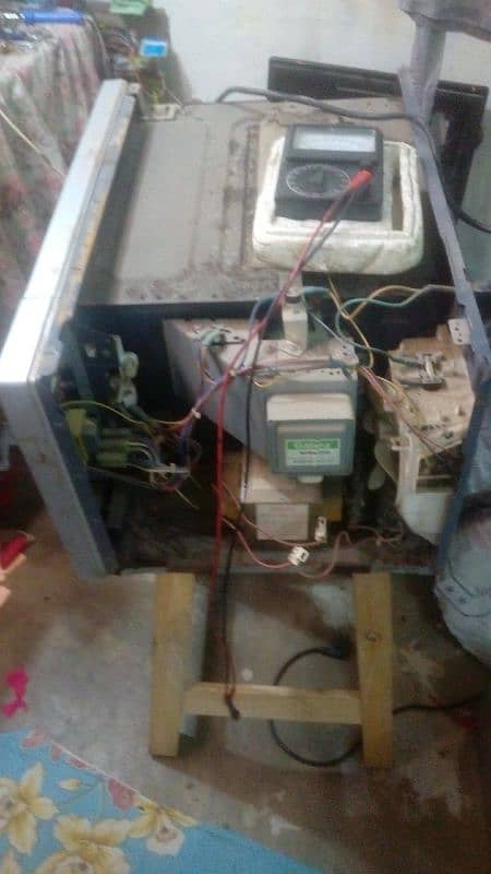 All kinds of electronics repairing solar inverter, LED, LCD 6