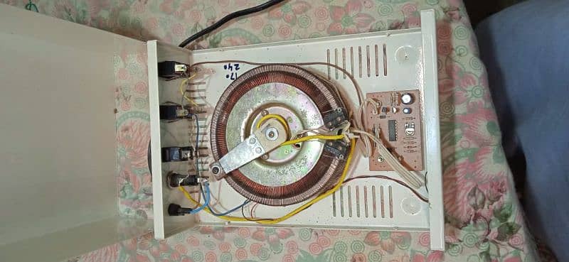 All kinds of electronics repairing solar inverter, LED, LCD 7