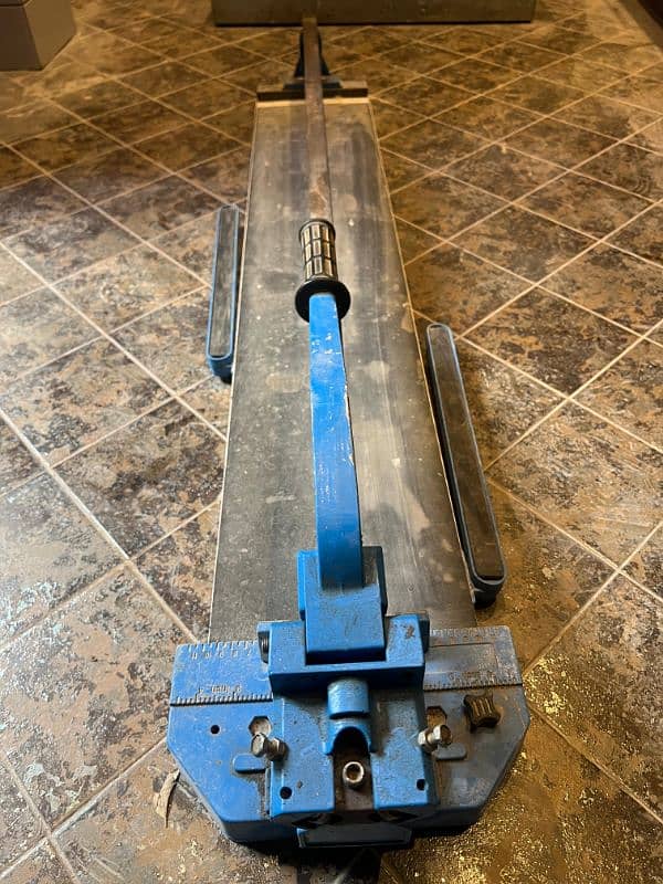 Tile Cutter 4 Feet Long 1