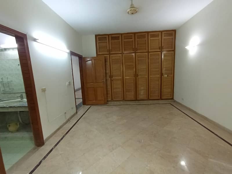 i-8.40x80 double storey House available for rent office family guest house purpose available for rent 11