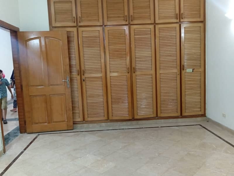 i-8.40x80 double storey House available for rent office family guest house purpose available for rent 15