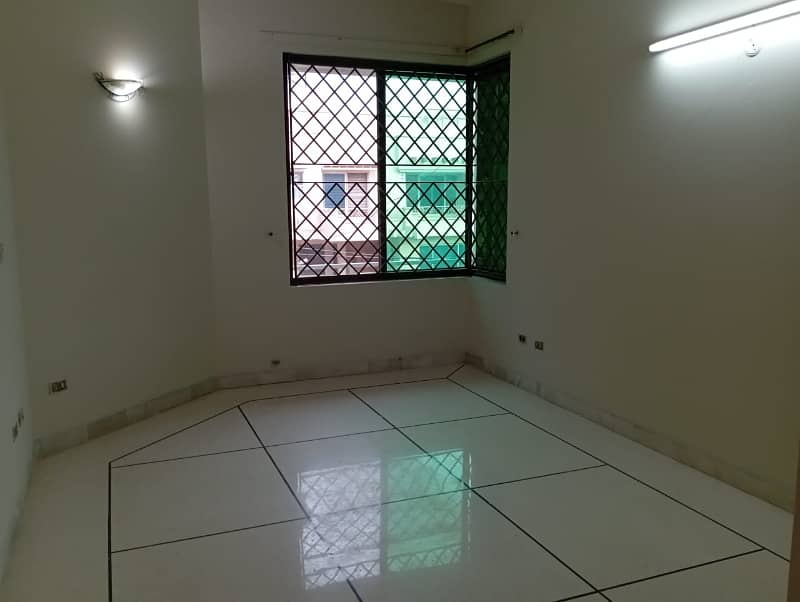 i-8.40x80 double storey House available for rent office family guest house purpose available for rent 26