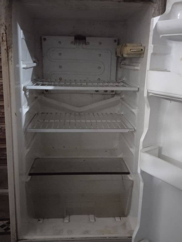 Dawlence Fridge For sale All ok without any fault no. 03001105554 7