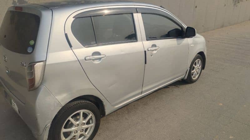 Daihatsu Mira 2016 4