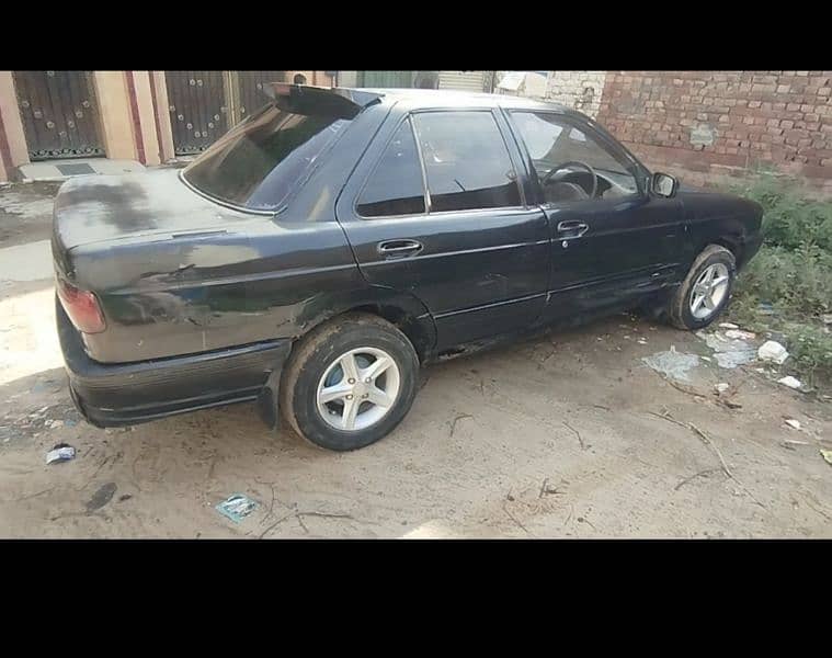 Nissan Sunny 1993 7