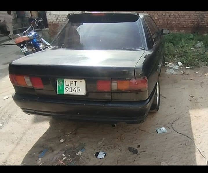 Nissan Sunny 1993 8