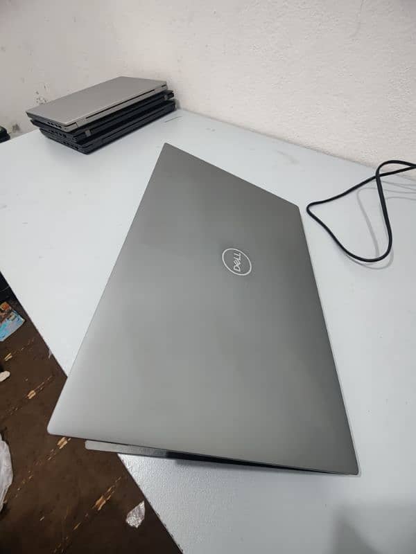 Dell precision 5550 3