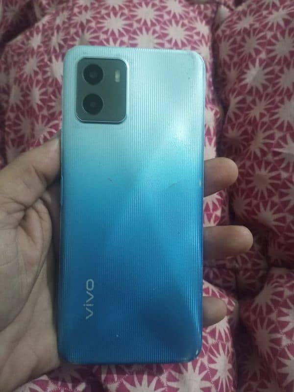 Vivo Y15s 3/32gb 0