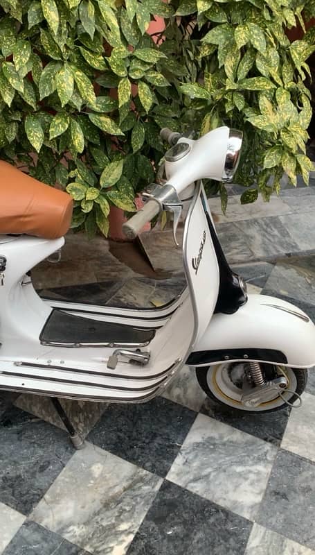 Vespa 1964 Newly Restored 1