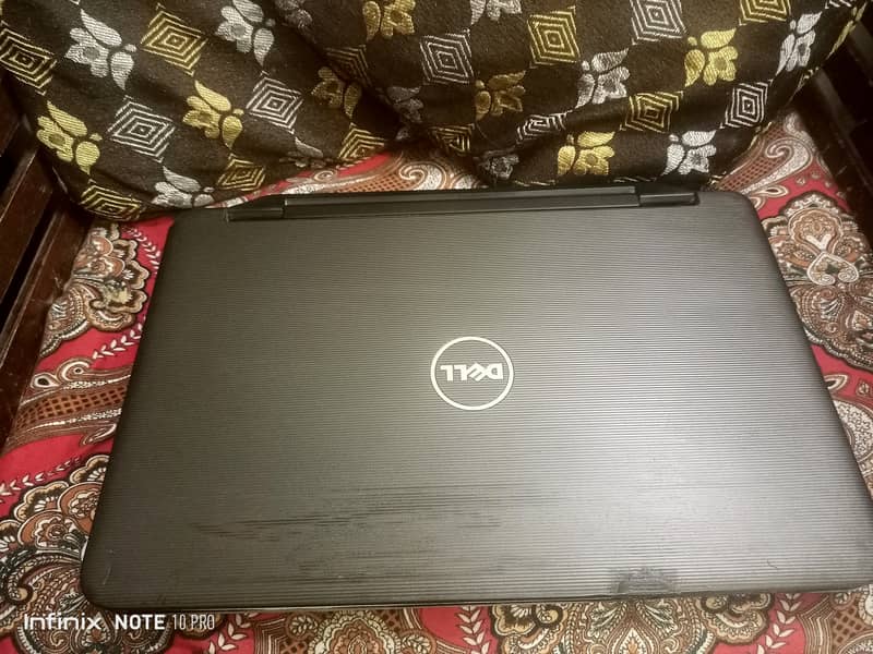 Dell Core i3 2nd Generation Laptop Vestro 2520 4 GB RAM 128GB SSD 2