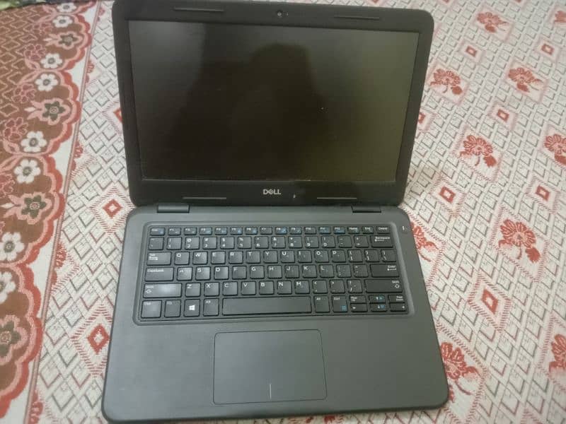 DELL Laptop for Sale  8GB RAM, 128GB SSD i5 8th Gen 1