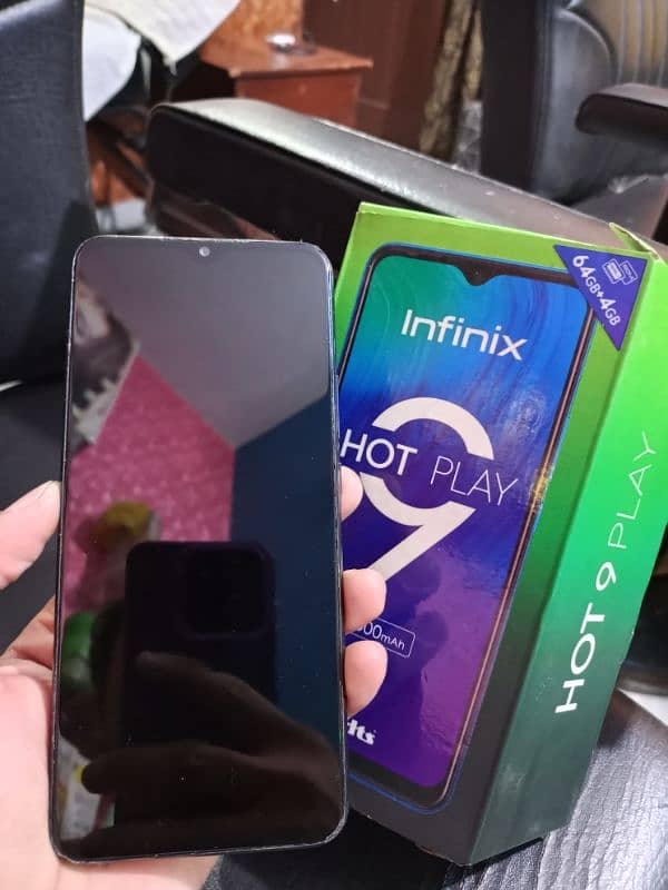 Infinix hot 9 play 04gb/64gb ladies use 10/9 condition 9