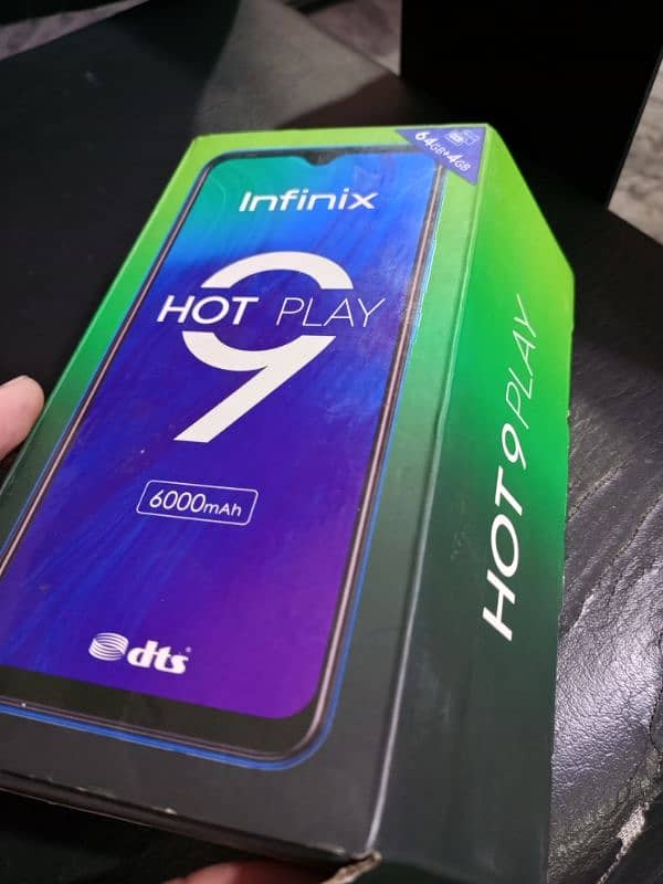 Infinix hot 9 play 04gb/64gb ladies use 10/9 condition 10