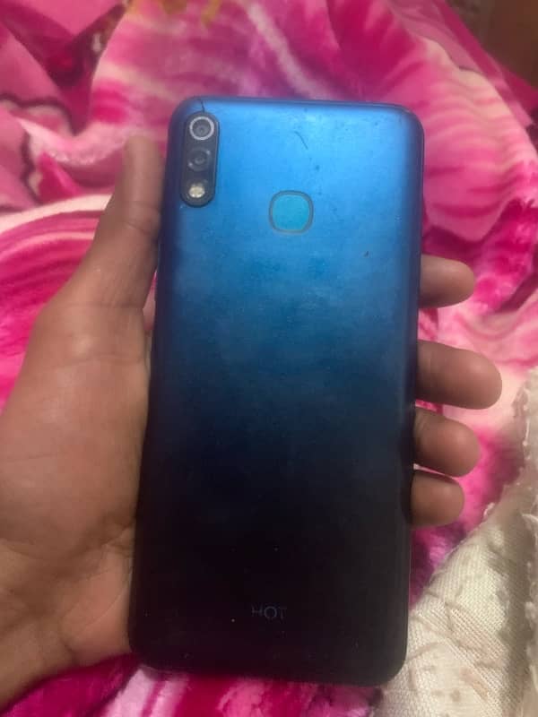 infinix Hot 8 1