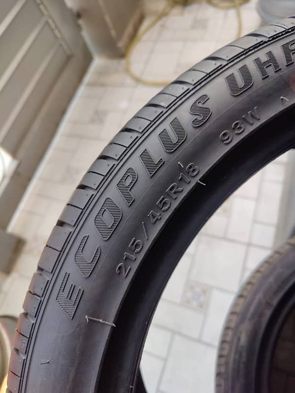 Sports Tyre 215/45/18  95 percent condition 2