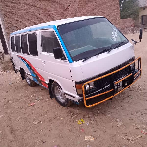 Toyota Hiace 1