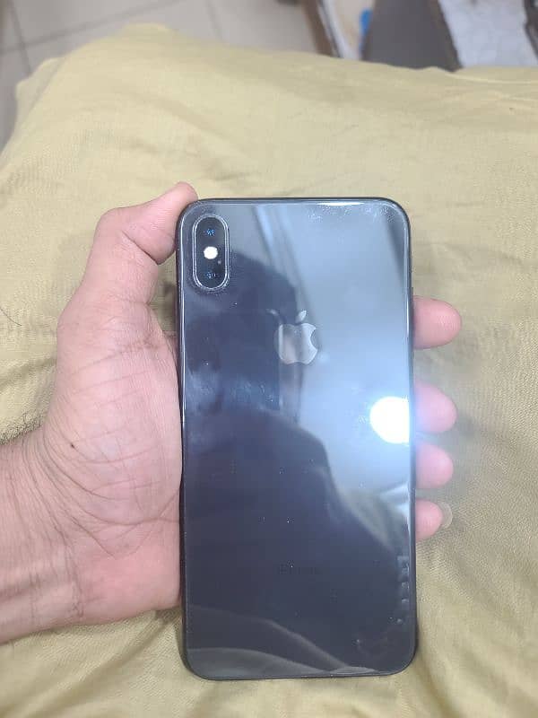 IPHONE XS MAX 1