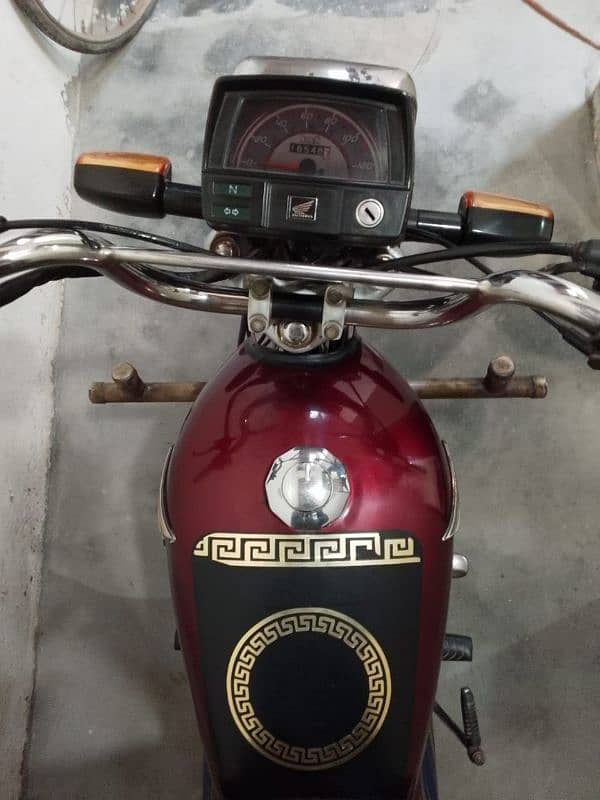 Honda 70 motorcycle for sale 2